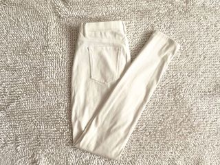 (Category: ) located in . Submitted by abby.closet (Listing ID 1079470467, Image 1). Description: .