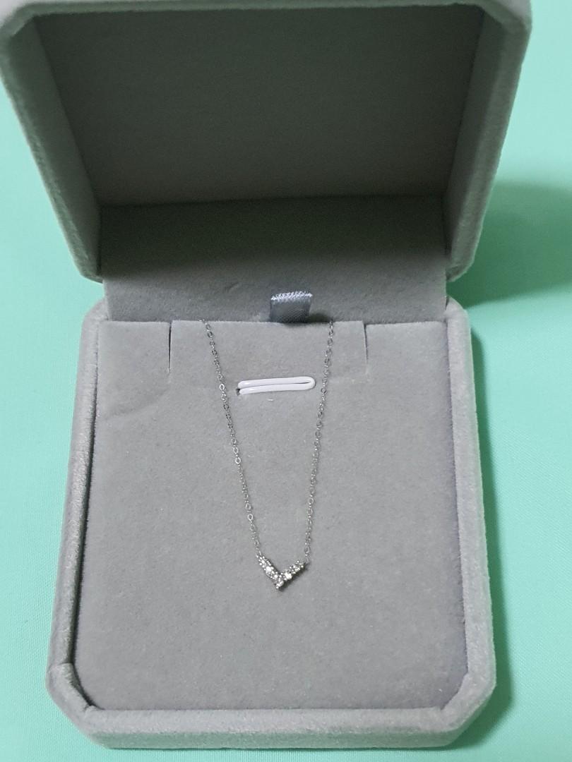 V necklace (Category: Necklaces) located in Manila. Submitted by mal29 (Listing ID 1078276159, Image 2). Description: V Necklace WG 0.100 Cts Dia 18K WG 0.34 grams 45 cm( Adjustable).
