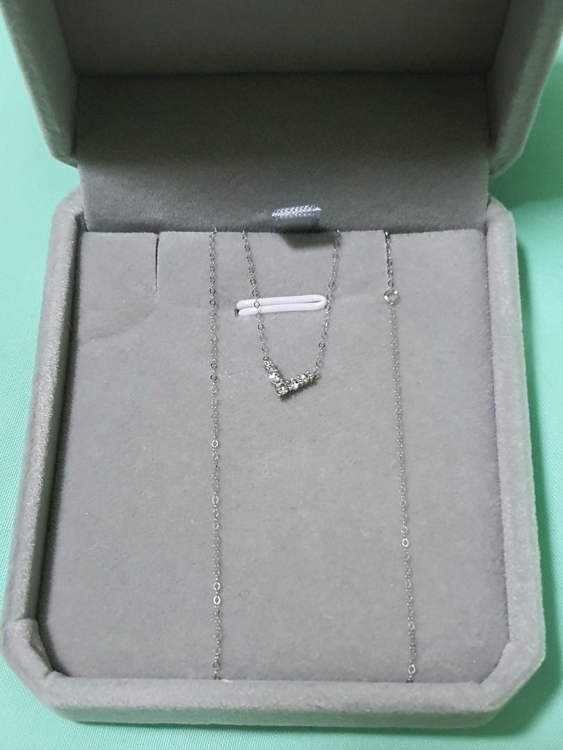 V necklace (Category: Necklaces) located in Manila. Submitted by mal29 (Listing ID 1078276159, Image 3). Description: V Necklace WG 0.100 Cts Dia 18K WG 0.34 grams 45 cm( Adjustable).
