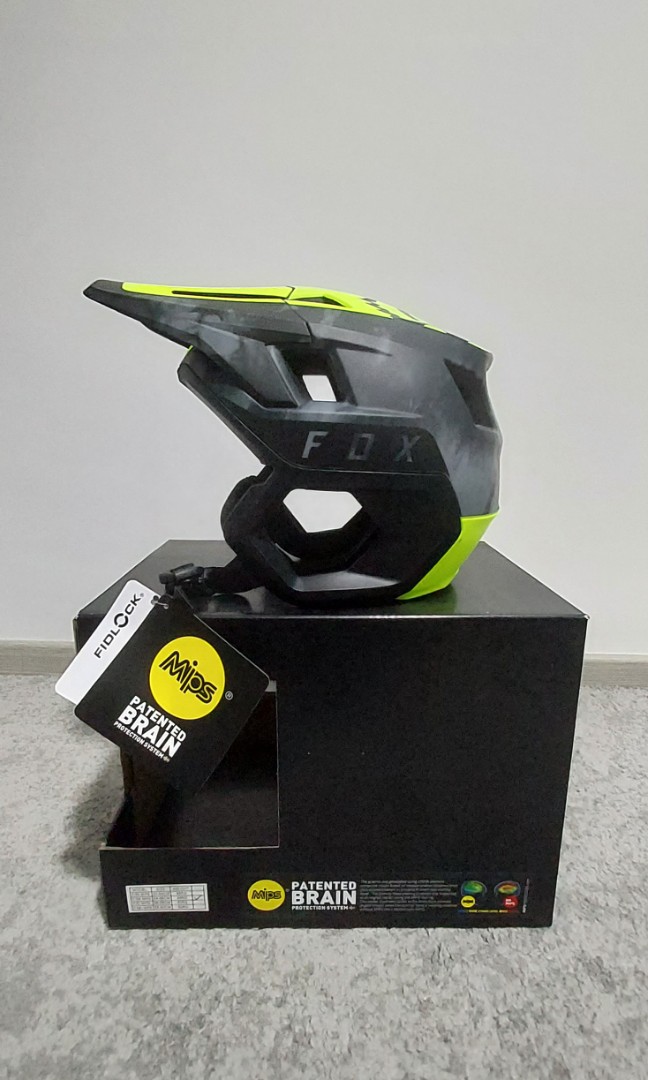 2021 Fox Dropframe Pro Helmet MIPS Sports Equipment Bicycles