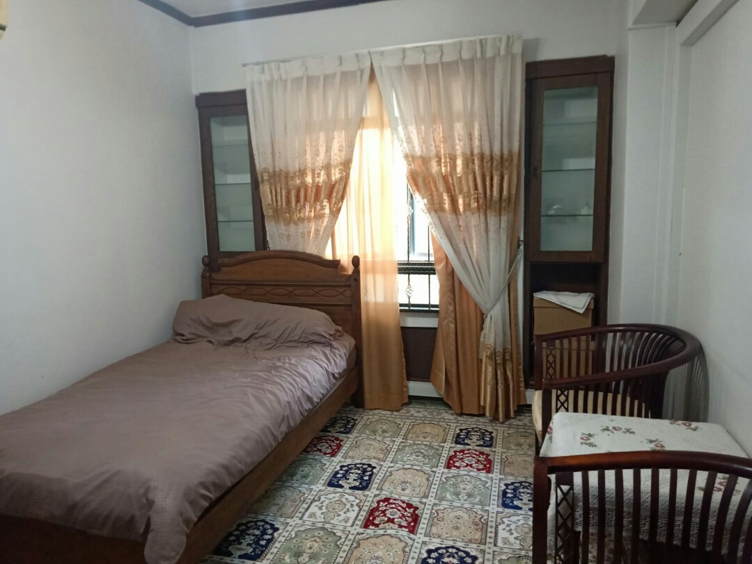(Category: ) located in . Submitted by Longanzero (Listing ID 1079772384, Image 1). Description: .