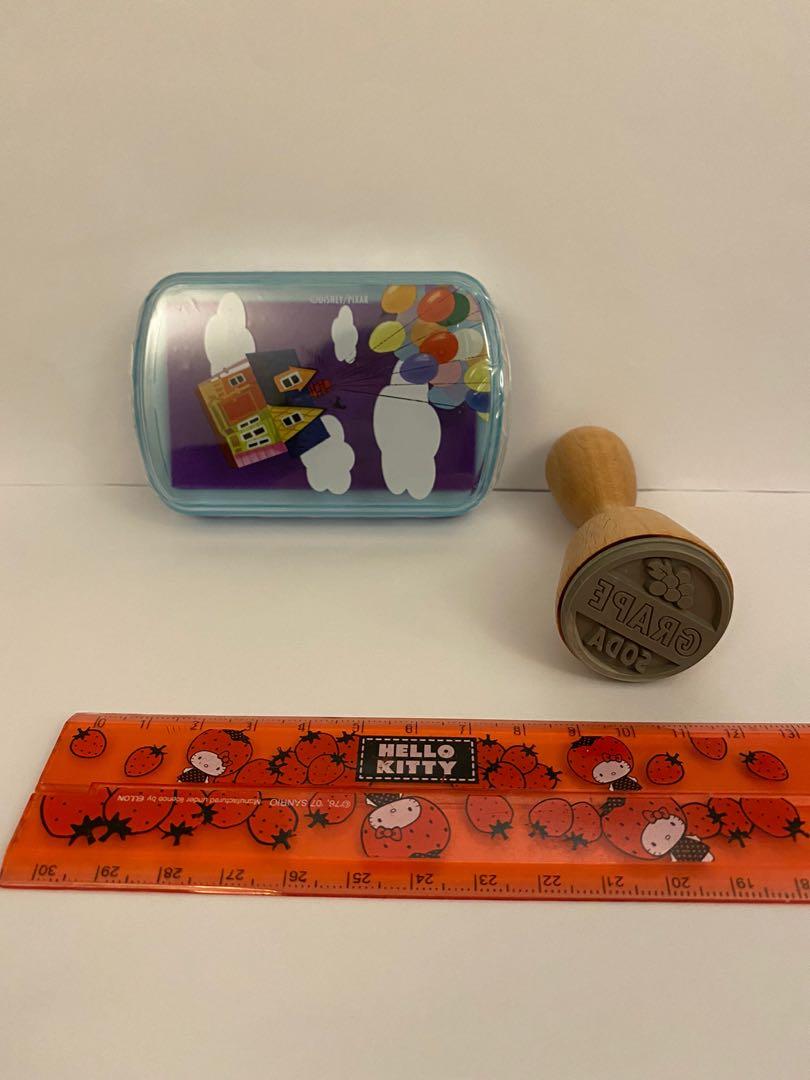 現貨) 迪士尼沖天救兵Up 卡爾費迪遜Carl Fredricksen 羅小飛Russell 印仔套裝, 興趣及遊戲, 手作＆自家設計, 文具-  Carousell