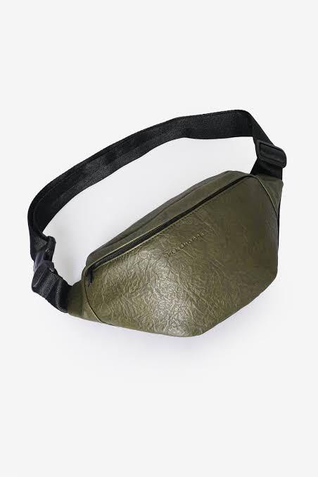 Penshoppe belt bag top
