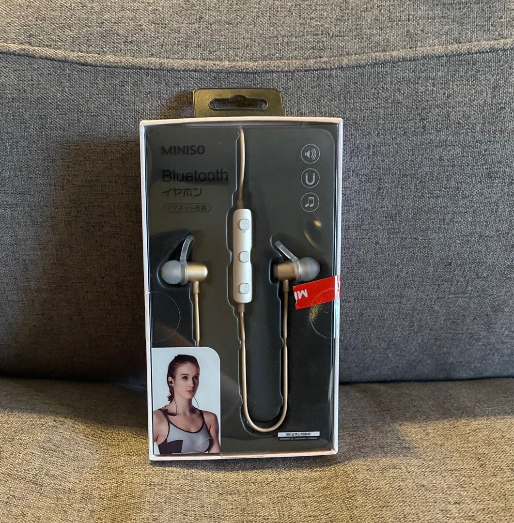 MINISO Bluetooth earphones BARU, Elektronik, Audio di Carousell