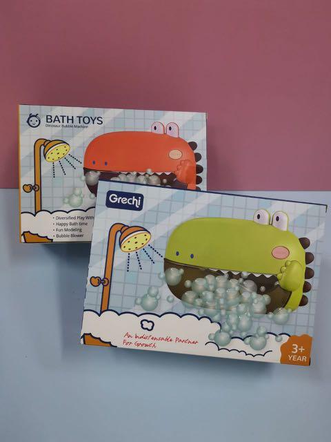 Dinosaur Bubble Machine (Category: Bathtub & Bath Accessories) located in Quezon City. Submitted by tanyachoa (Listing ID 1079576780, Image 1). Description: 🎈2 pcs AA battery 🎈with sound, no lights Available Colors: 🎈Orange 🎈Green.