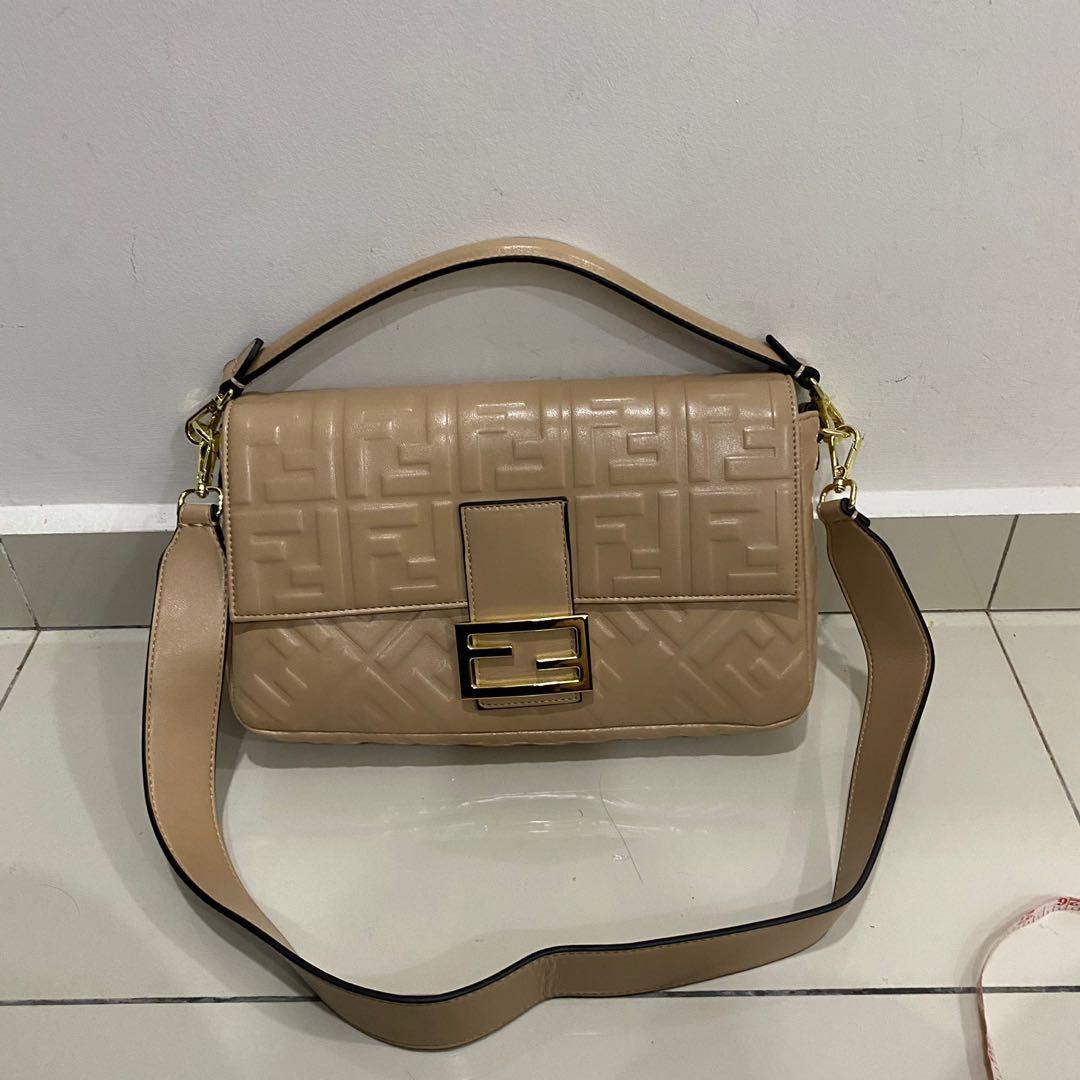 Fendi Neverfull Tote Bag, Women's Fashion, Bags & Wallets, Tote Bags on  Carousell