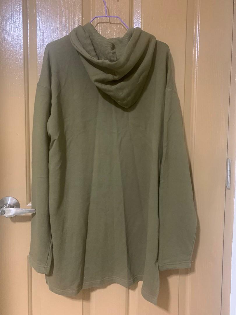 Forever 21 Man Hoodie Men S Fashion Tops Sets Hoodies On Carousell