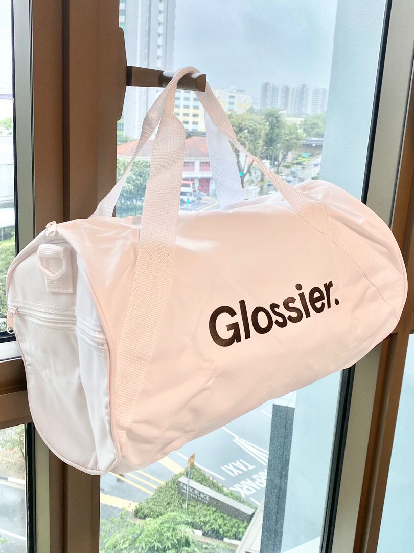Glossier duffle online bag