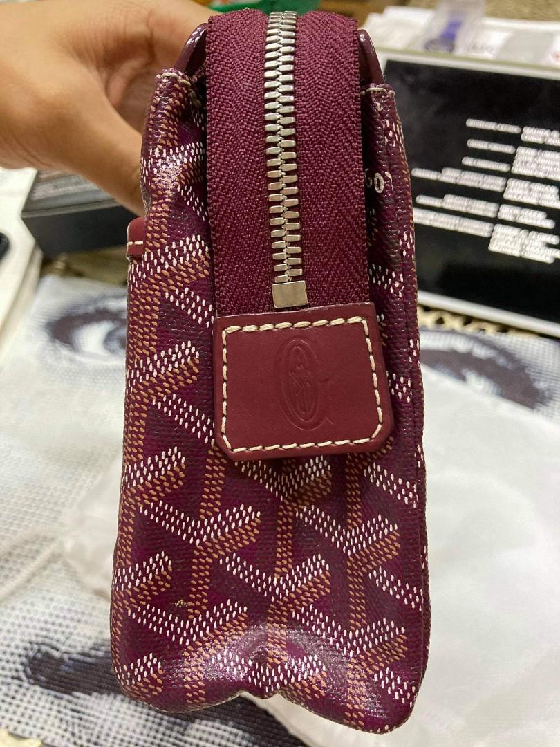 Goyard clutch (Category: Luxury Bags & Wallets) located in San Pablo. Submitted by burrow (Listing ID 1079707371, Image 2). Description: 100% guaranteed authentic goyard clutch negotiable.