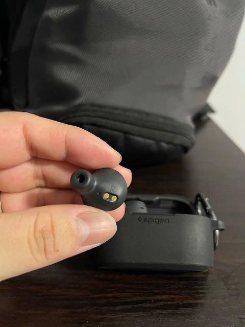 Jabra Elite Active 75t with spigen cover Audio Earphones on