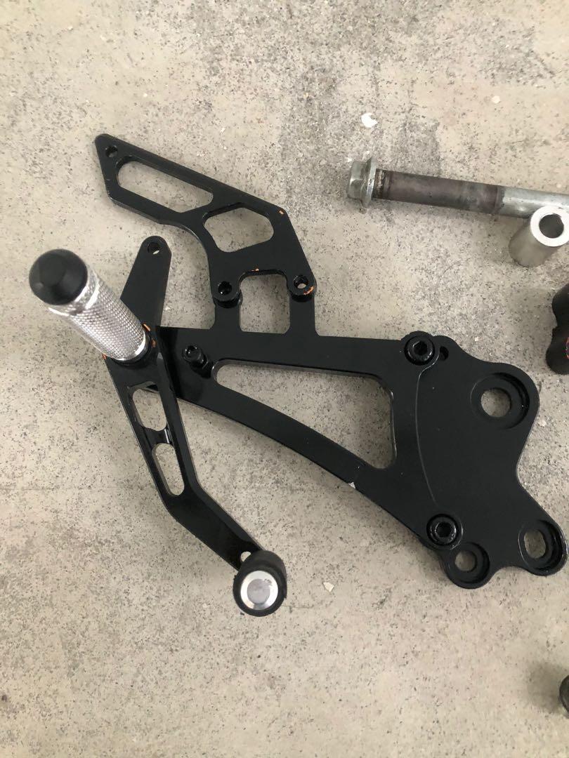 Ktm Duke 200 footrest, Motorcycles, Motorcycle Accessories on Carousell
