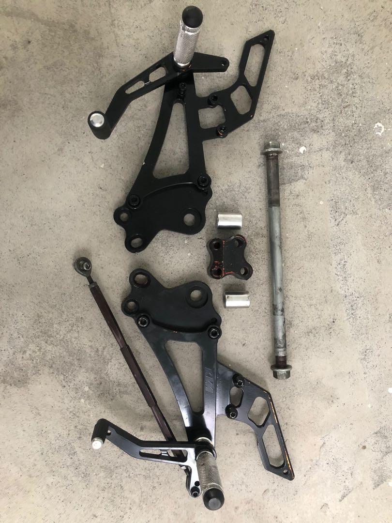 Ktm Duke 200 footrest, Motorcycles, Motorcycle Accessories on Carousell
