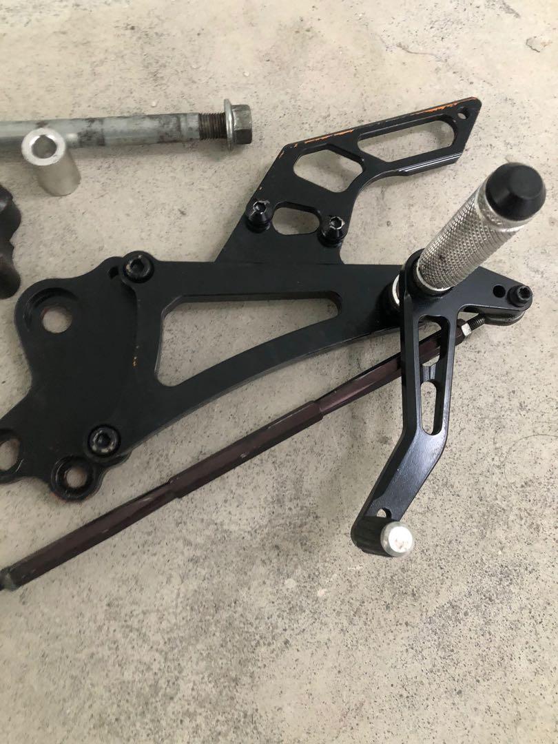 Ktm Duke 200 footrest, Motorcycles, Motorcycle Accessories on Carousell