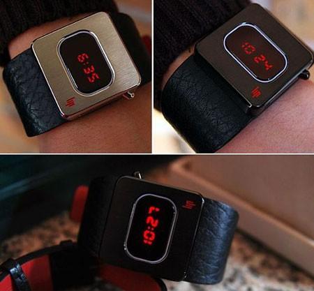 Lip diode watch shop