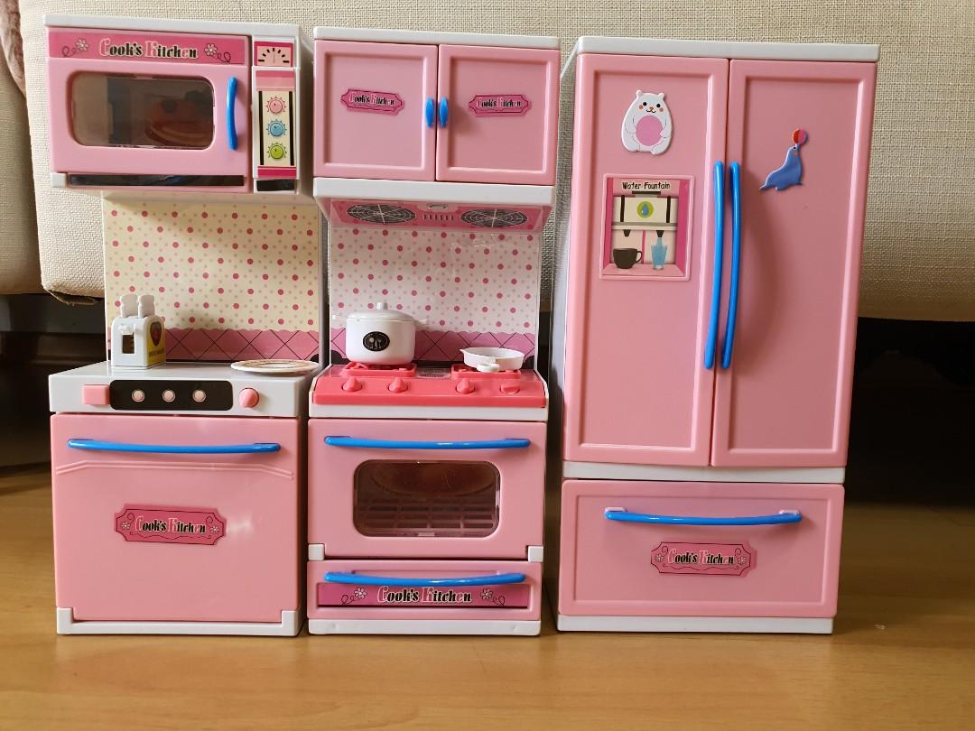 kitchen mini kitchen