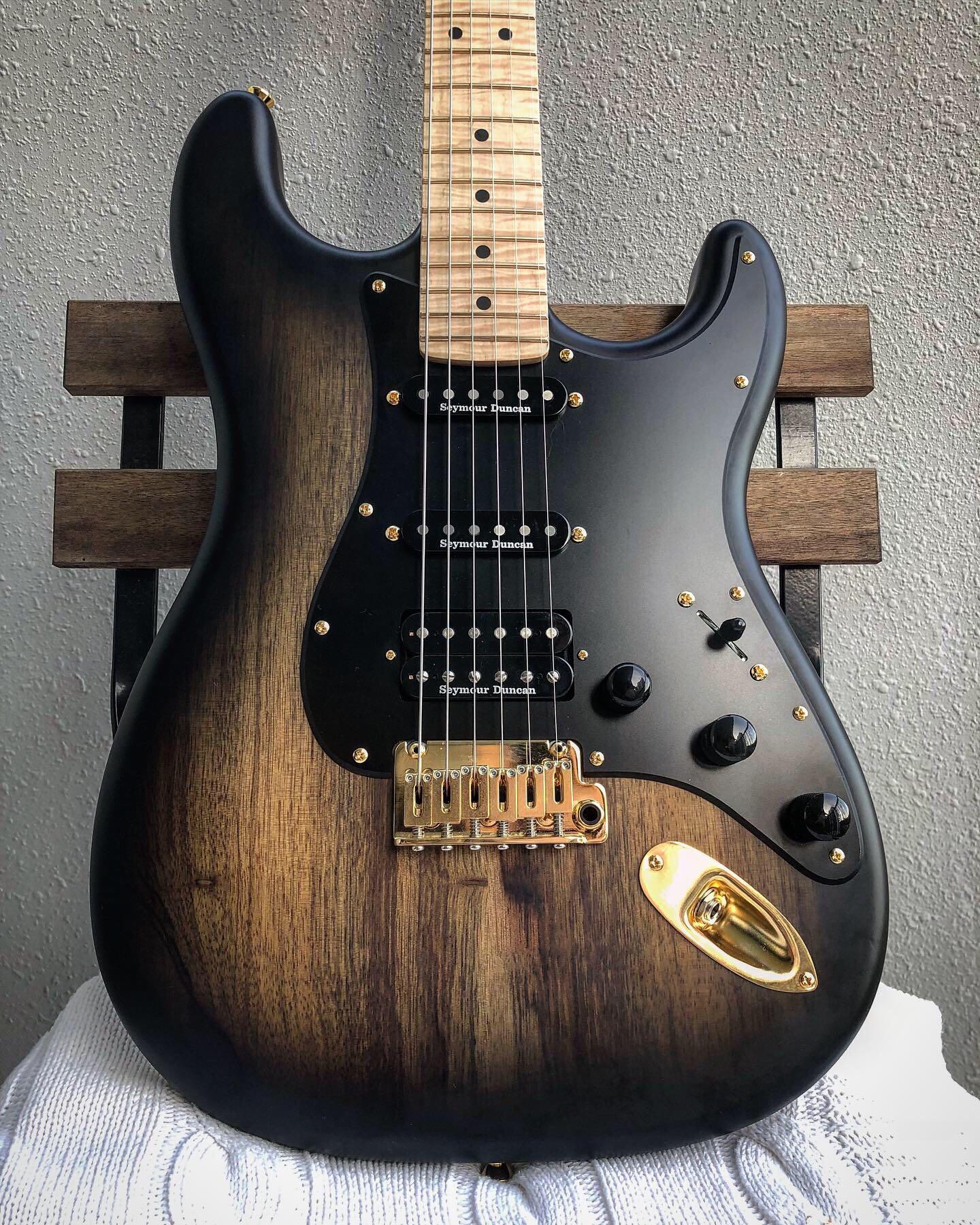 warmoth metallic gold