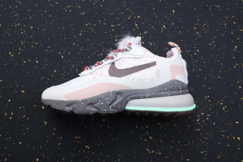 NIKE Air Max 270 React LX