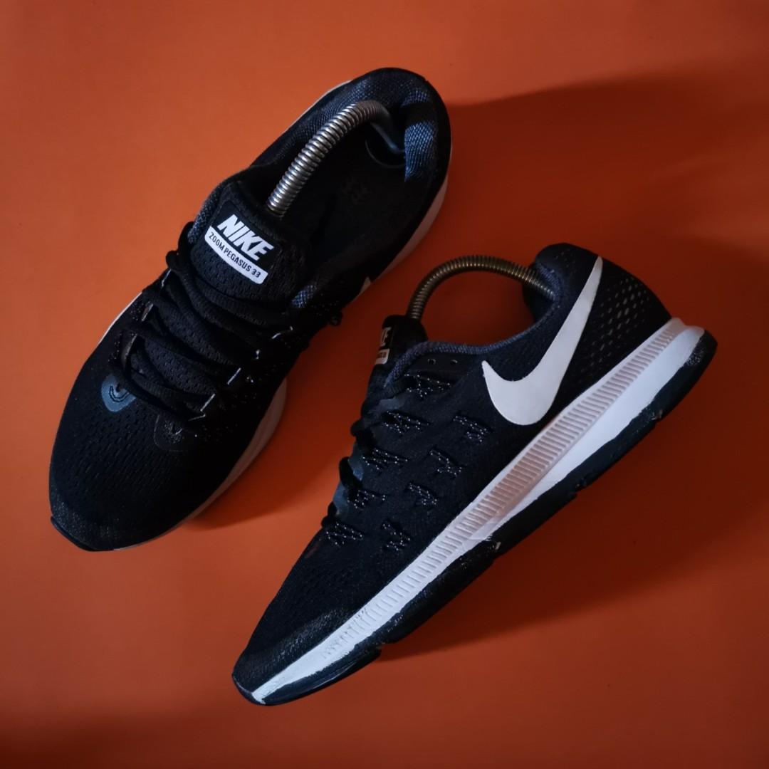 clearance nike pegasus