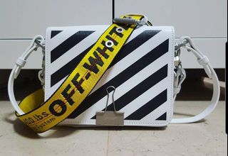 Off white bag fake top