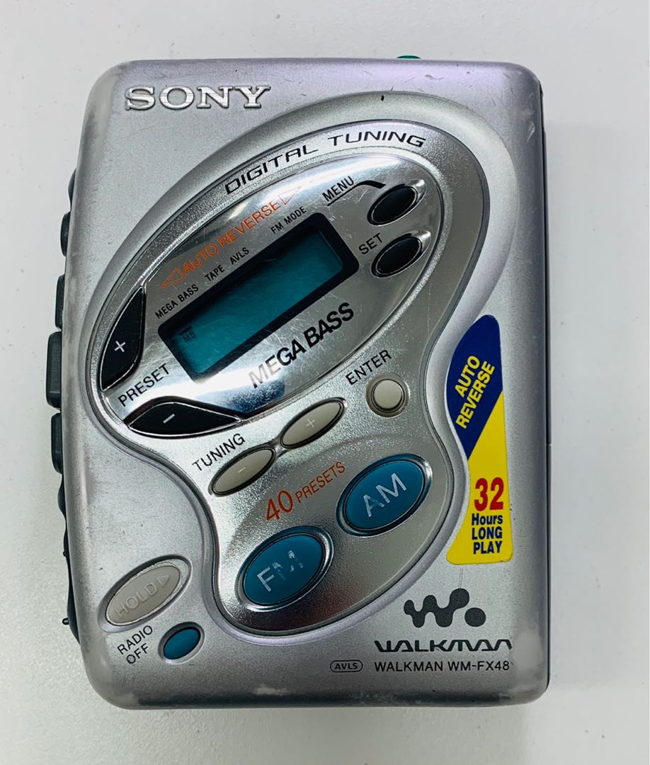 Sony WM-FX281 Cassette Walkman with Digital Tuner