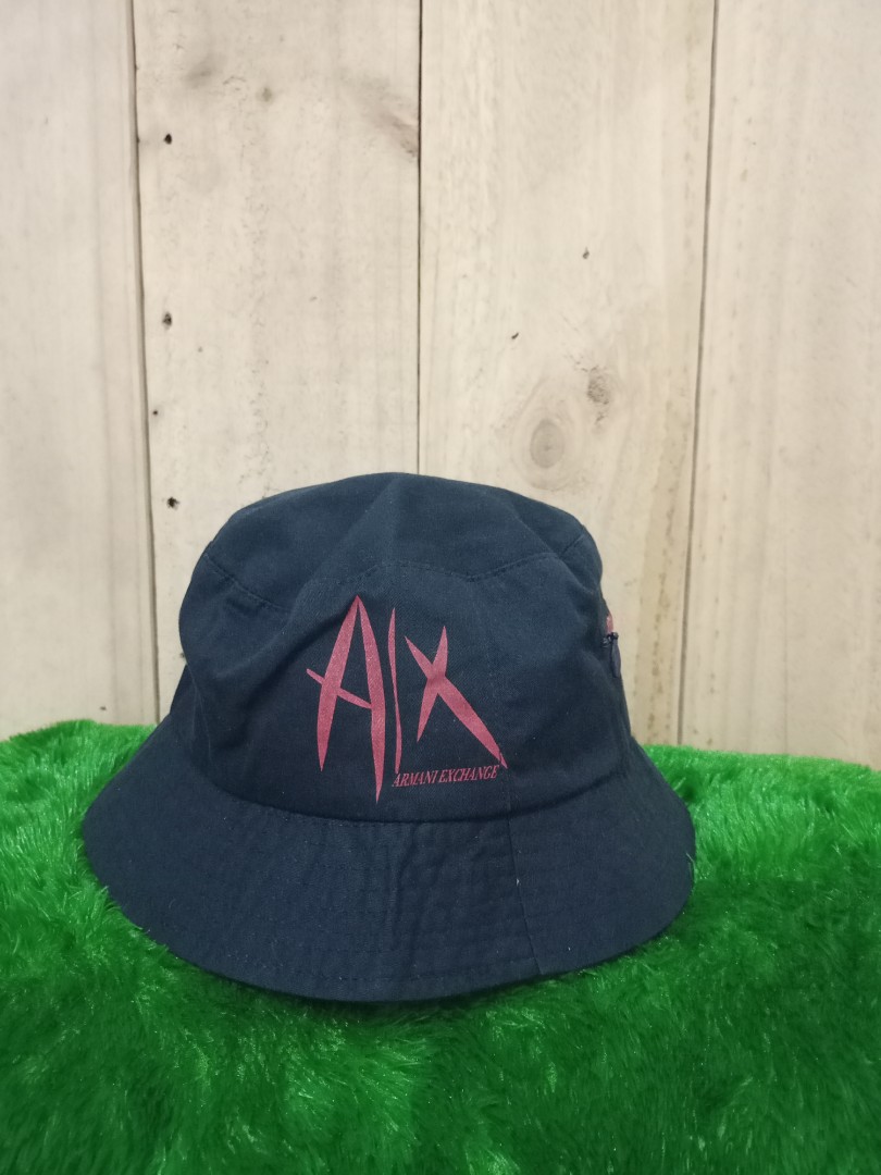 Topi Bucket Armani exchange, Fesyen 