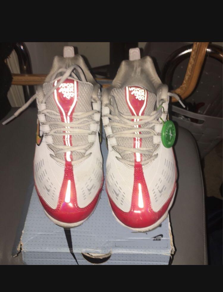 Vapormaxes (Category: Footwear) located in Sackville. Submitted by calvinjordan2142x (Listing ID 1079625919, Image 2). Description: .