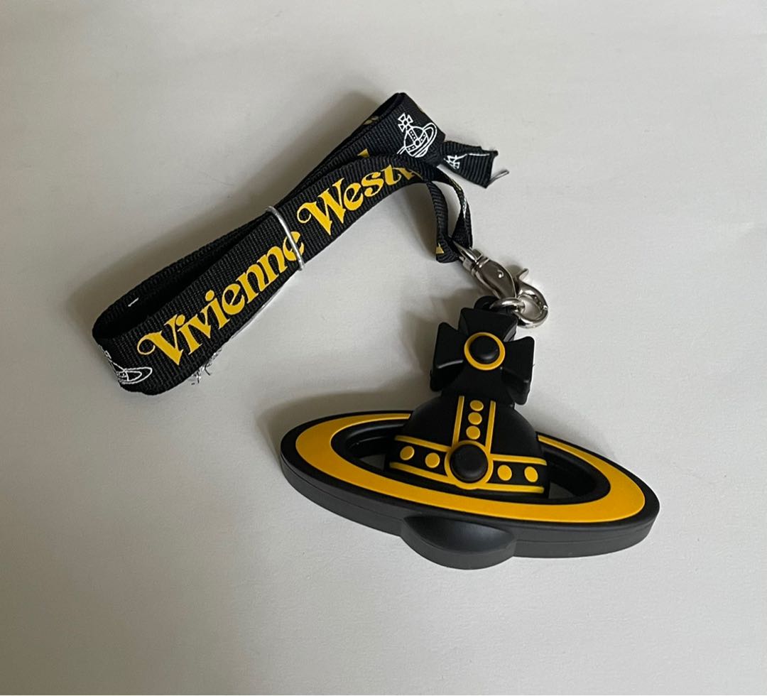 Vivienne Westwood USB Holder, 名牌, 飾物及配件- Carousell