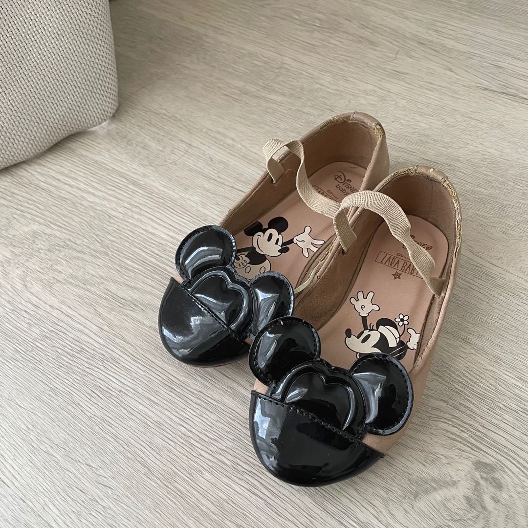 Zara minnie hotsell mouse sandals