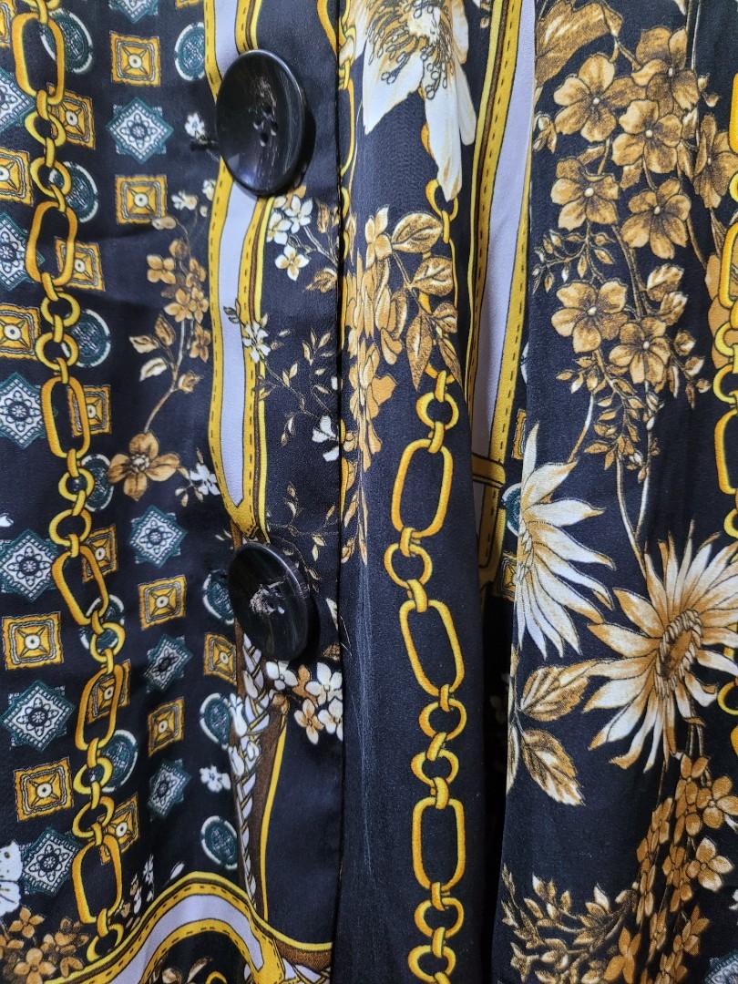 Zara shirt dress (Category: Dresses) located in Quezon City. Submitted by hello.tn (Listing ID 1079661371, Image 2). Description: zara shirt dress with large buttons used payment thru gcash +sf care of buyer Mr speedy gogoexpress.