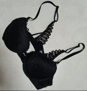 (Category: ) located in . Submitted by lilii (Listing ID 1079935498, Image 1). Description: .
