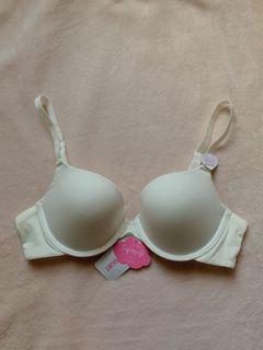 (Category: ) located in . Submitted by pxxnn (Listing ID 1079919648, Image 1). Description: .