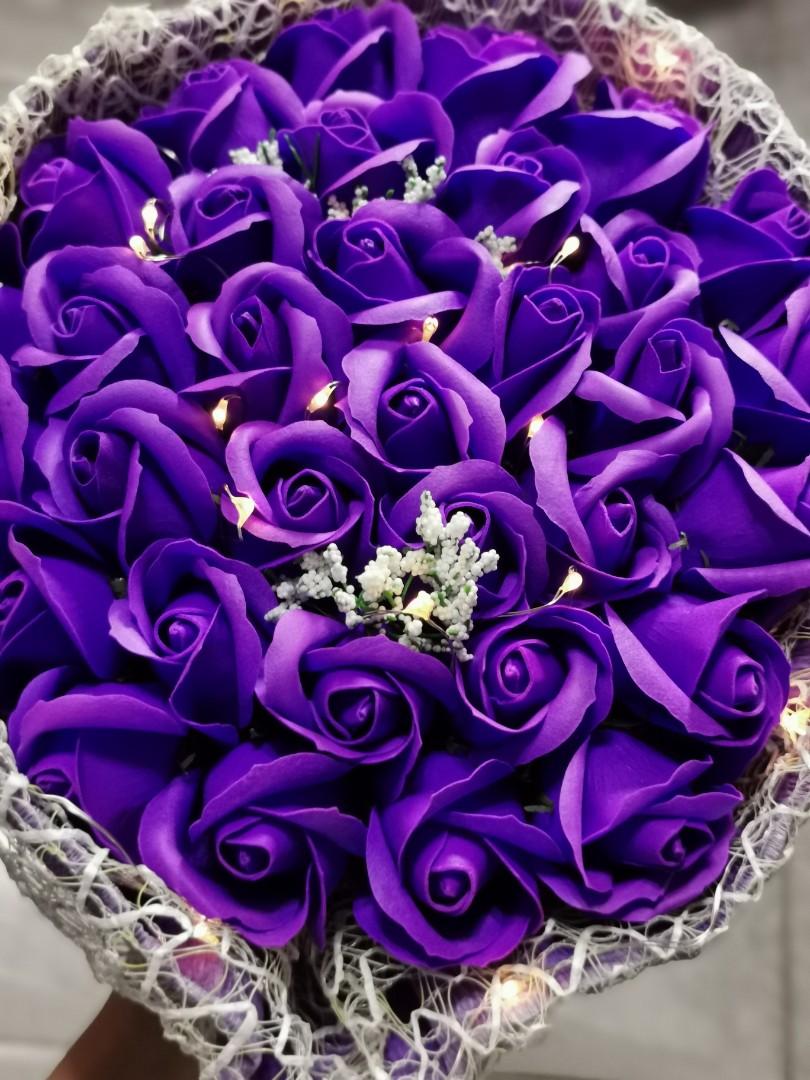 高貴紫玫瑰花束連led小燈泡生日情人周年結婚紀念 社會 Carousell