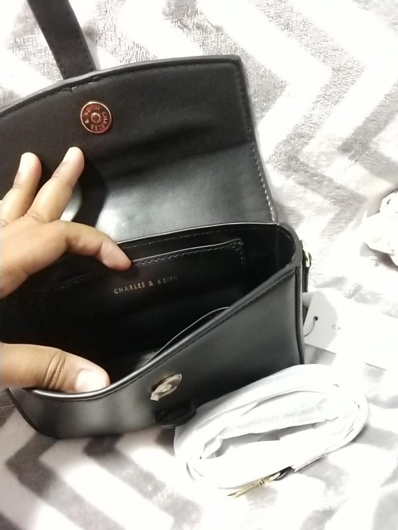 Charles and keith adore hotsell bag