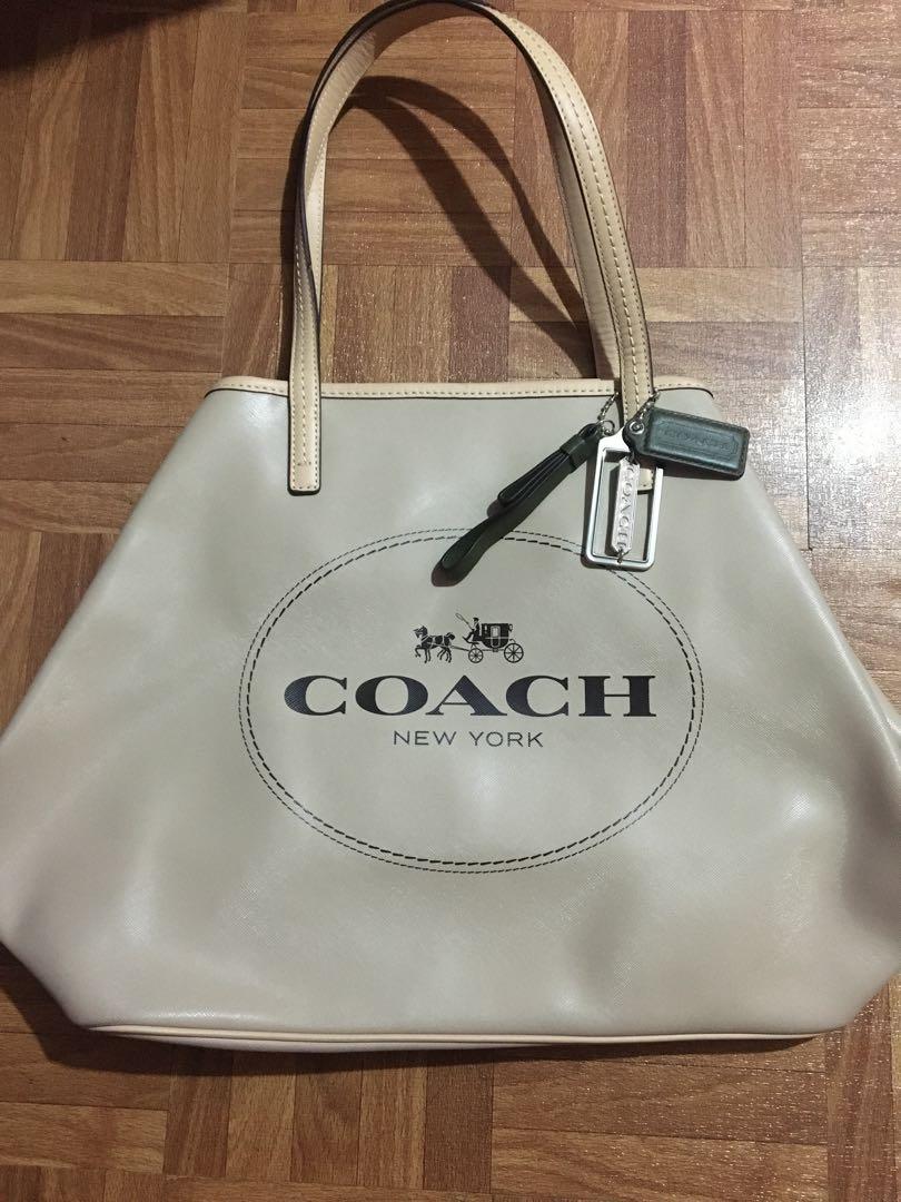 coach tote canada