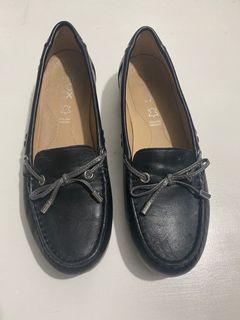 Geox Black Loafer Size 9