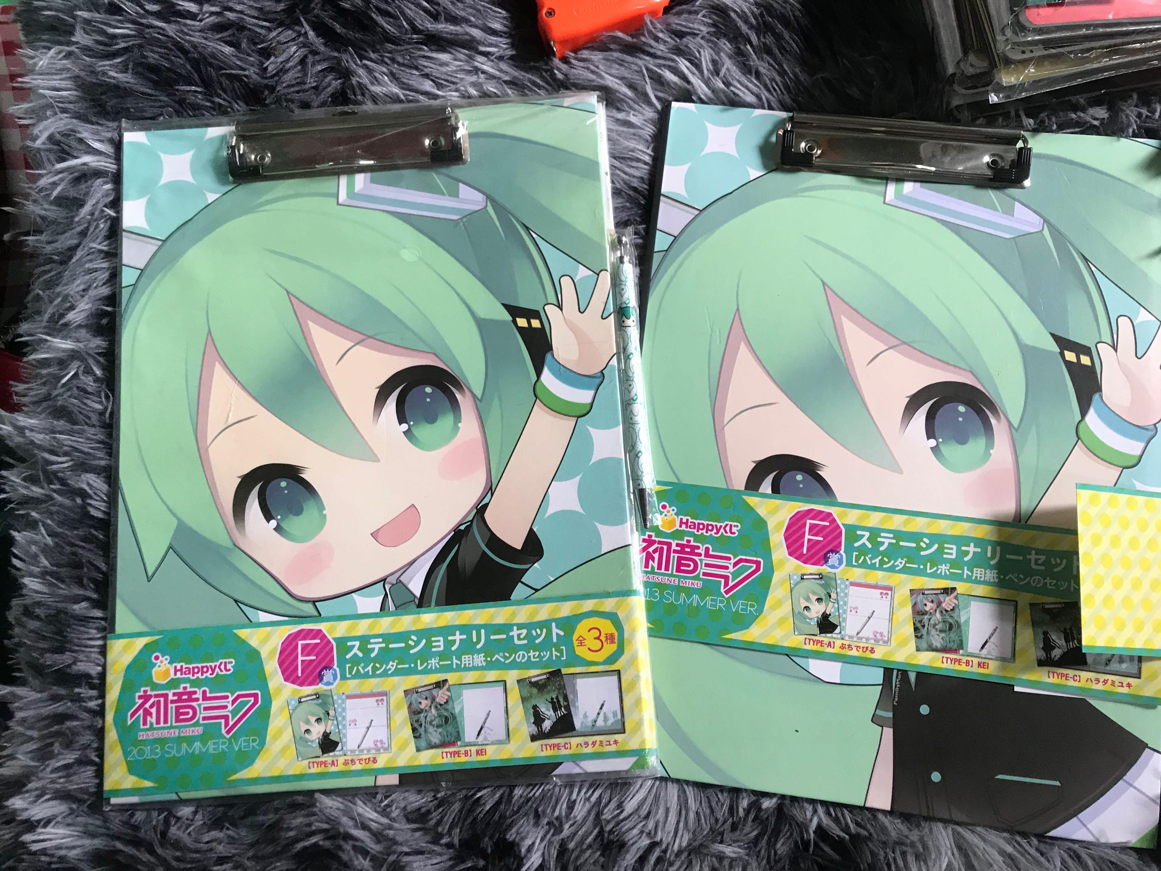 Hatsune Miku Clip Board With Ballpen Stationary Hobbies Toys Stationary Craft Other Stationery Craft On Carousell