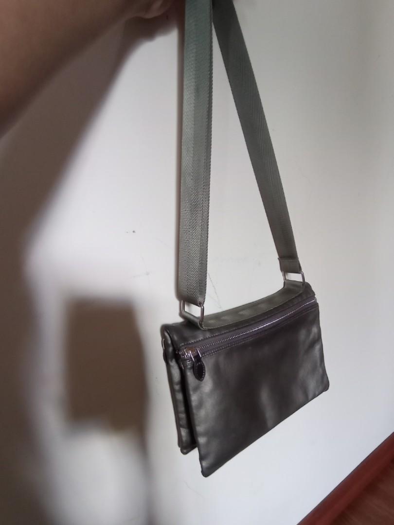 Sling Bag (John Louis)