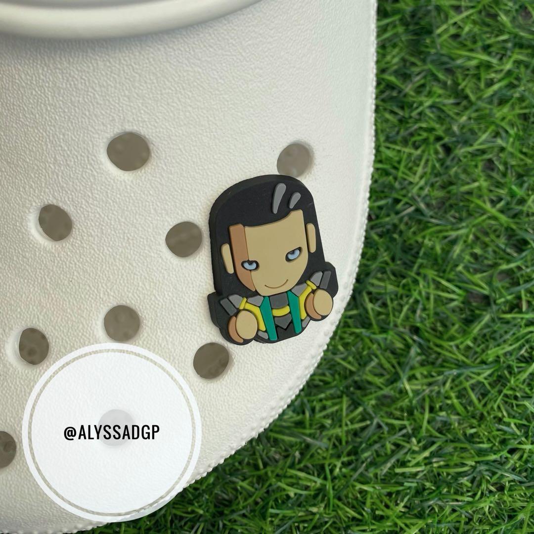 Loki croc charm clearance