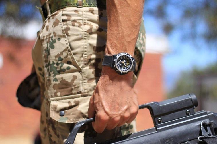 Luminox recon team leader online