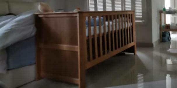 Mamas Papas baby cot