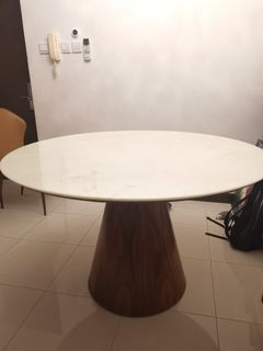 （分類：）位於 。 由 ronmok 提交（商品編號 1079915220，圖片 1）。簡介： 。