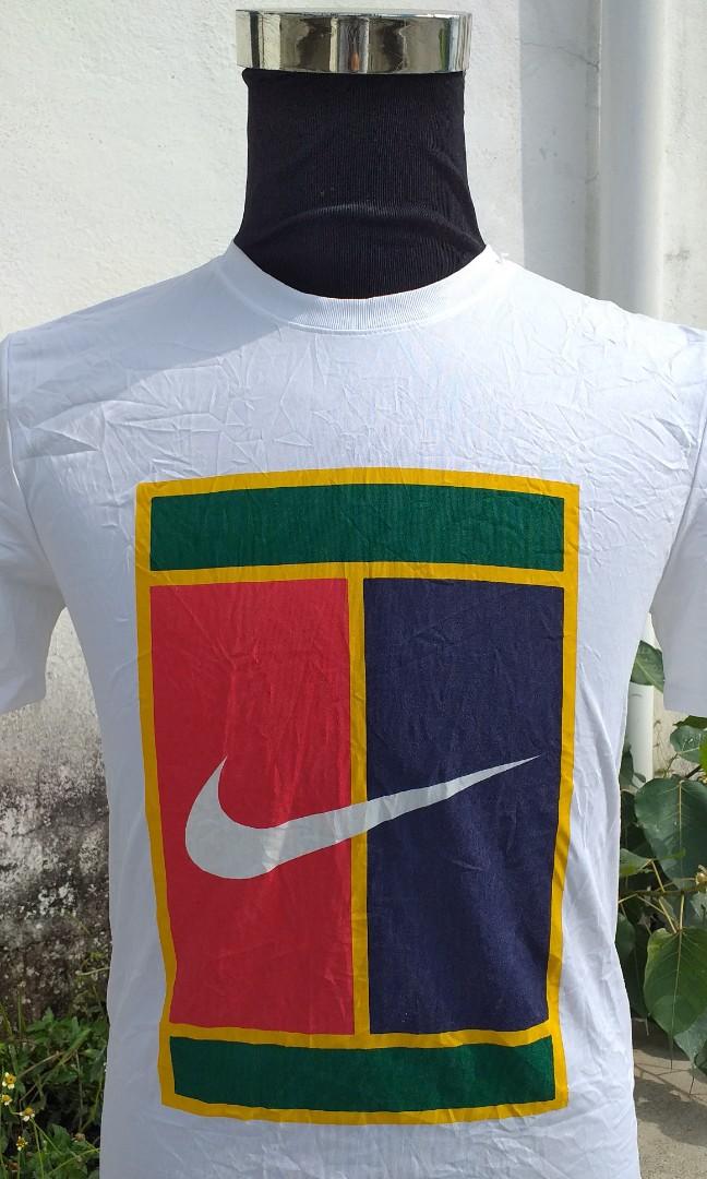 Logo nike outlet court