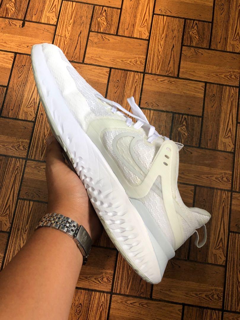 Nike React Legend 2 ‘Pure Platinum’ (10 US) (Category: Sneakers) located in Baguio. Submitted by master_of_brands (Listing ID 1079872716, Image 2). Description: Authentic Nike React Legend 2 ‘Pure Platinum’ Men’s Slightly used(minor crease) No issue No sole separation Thick outsole In excellent condition .