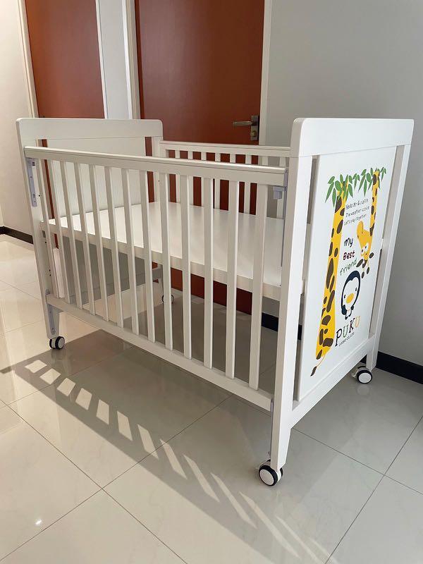 Puku shop baby cot