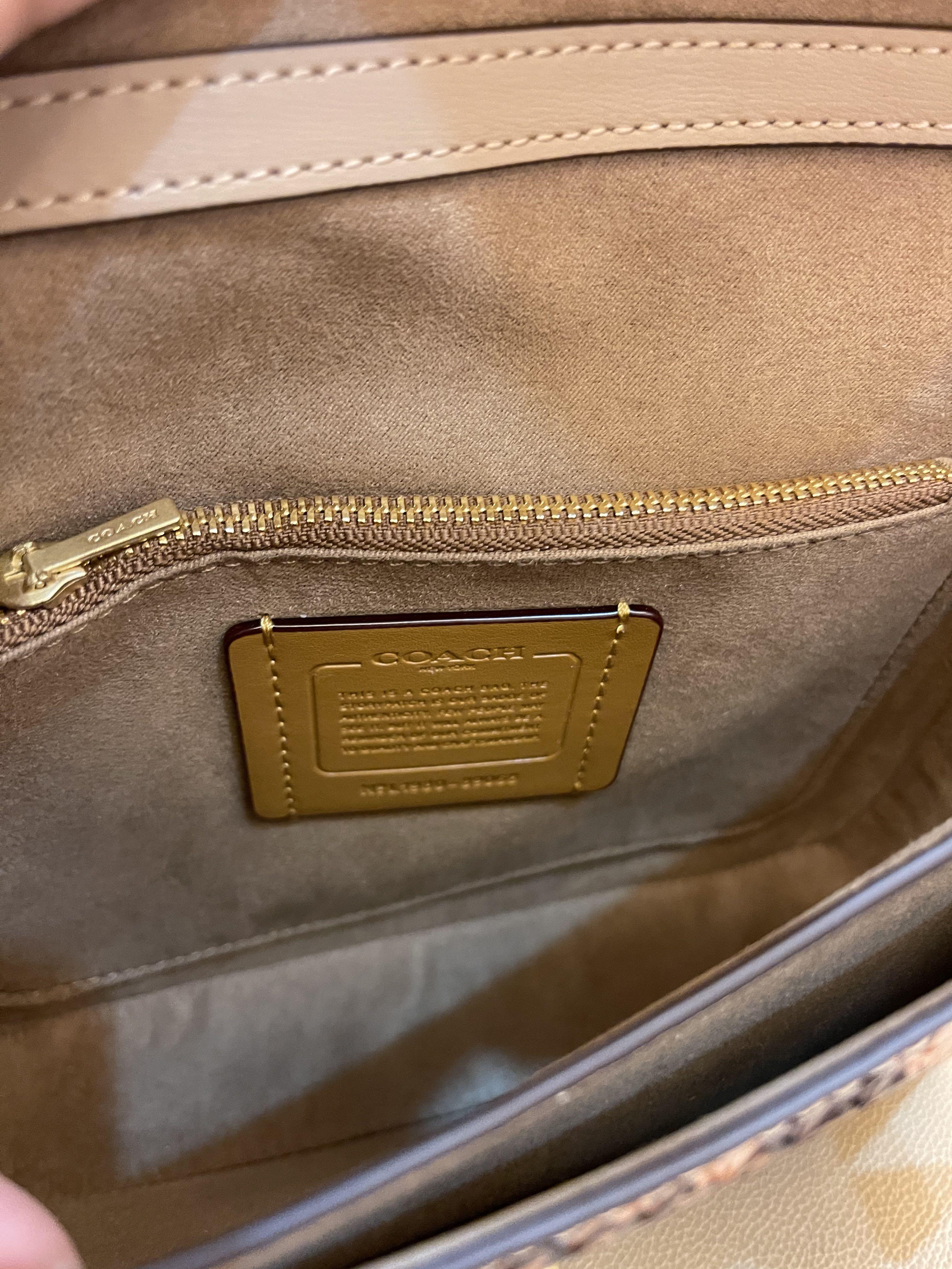 Ready stock authentic coach 89068 Hutton tton Shoulder Bag In