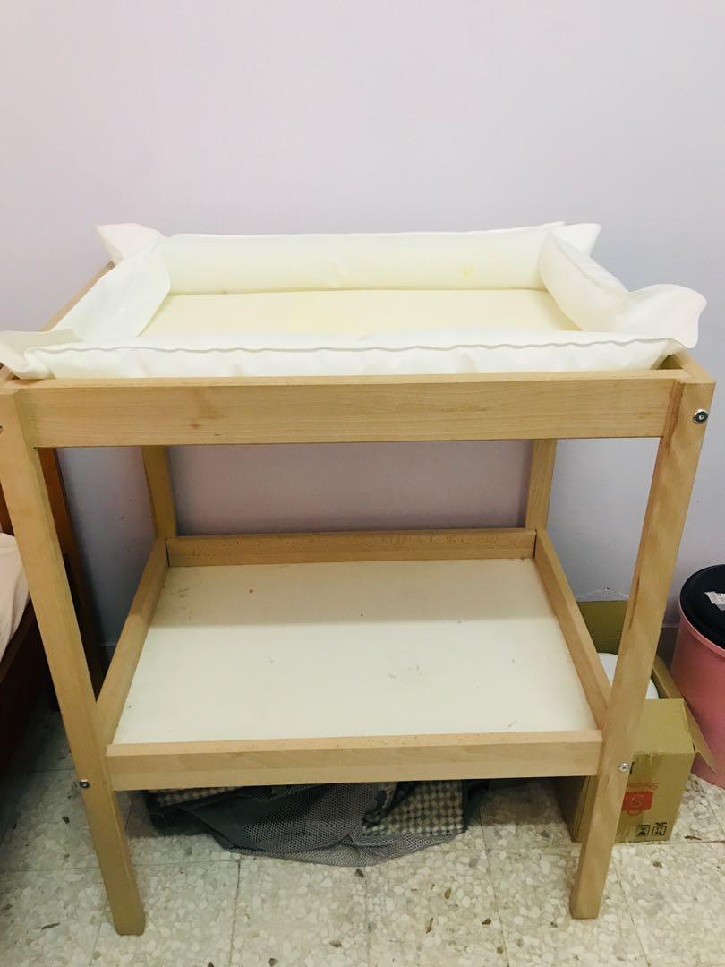 Ikea sniglar changing table top pad