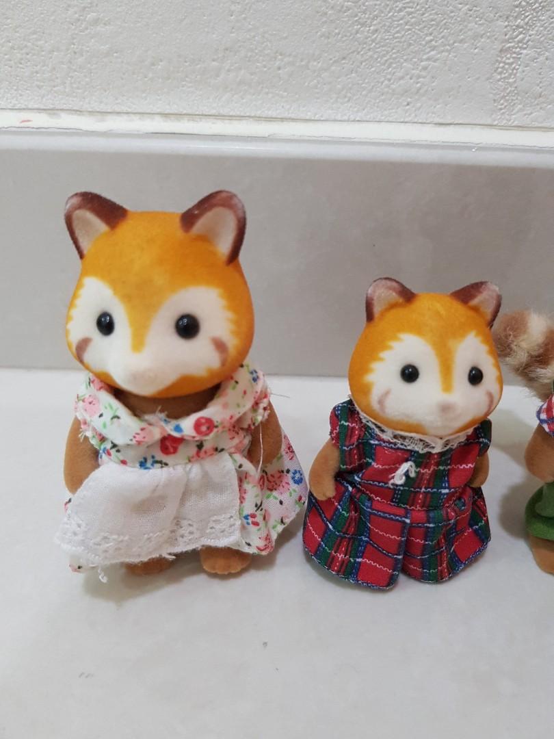 Sylvanian families red panda store