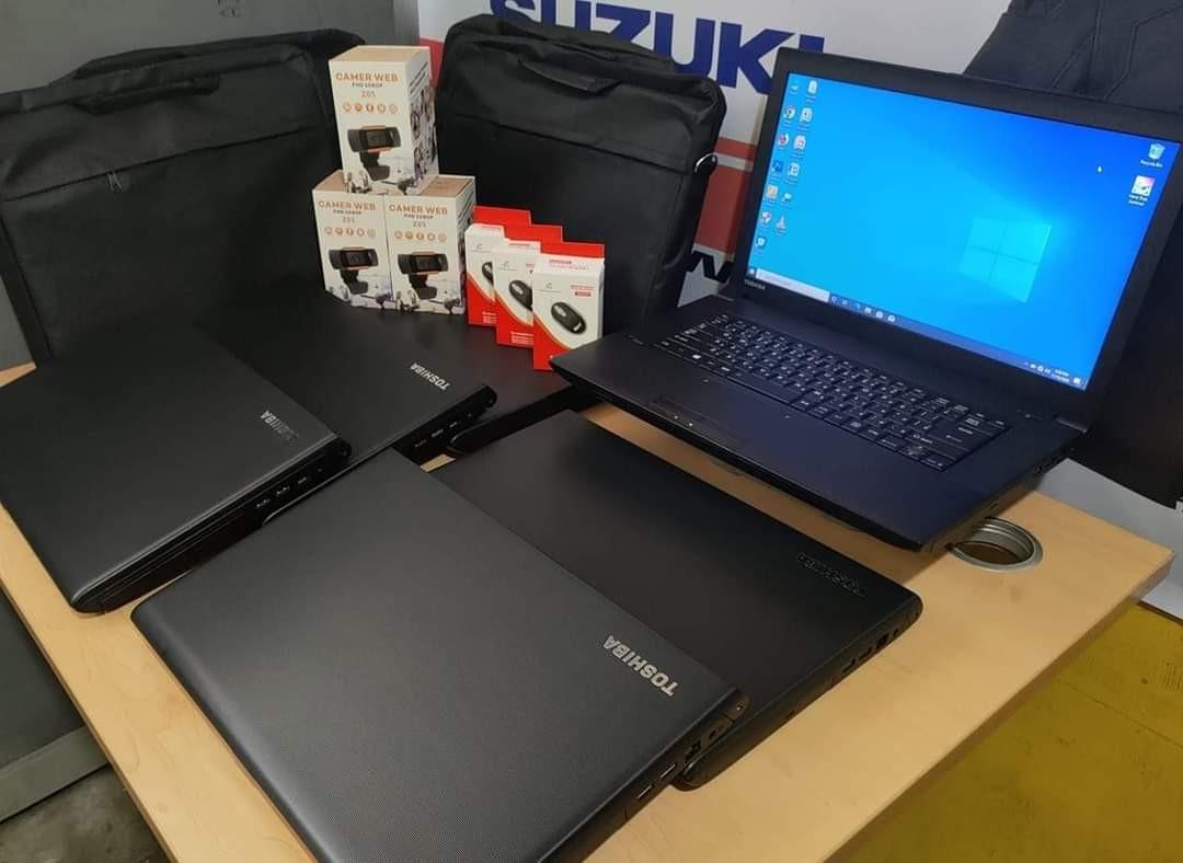 Toshiba Intel celeron 1005m 3rd gen 1.9ghz 4gb ram 320gb hdd Wifi ready ...
