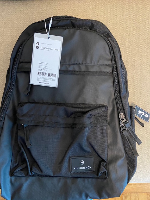 Victorinox Altmont 3.0 Standard Backpack/Victorinox 背囊, 男裝, 袋, 背包 Carousell