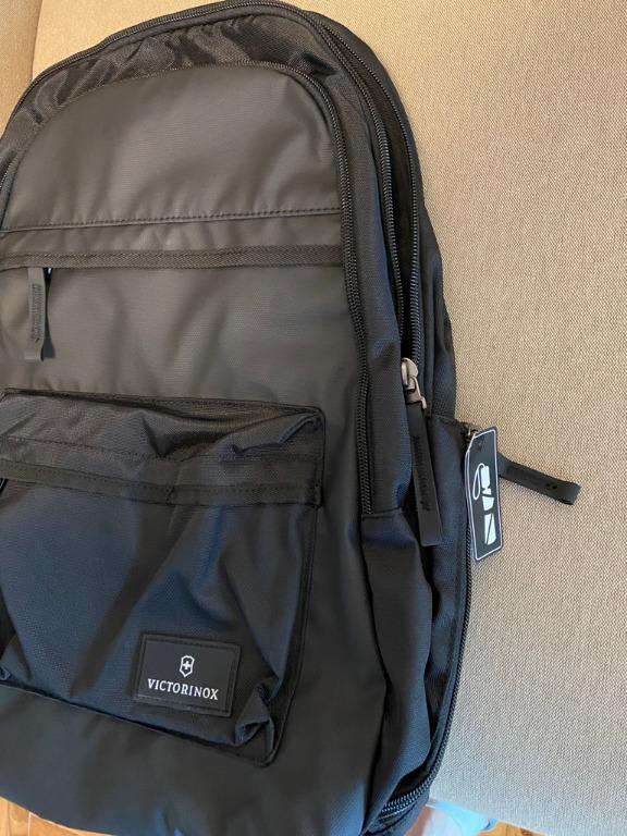 Victorinox Altmont 3.0 Standard Backpack/Victorinox 背囊, 男裝, 袋, 背包